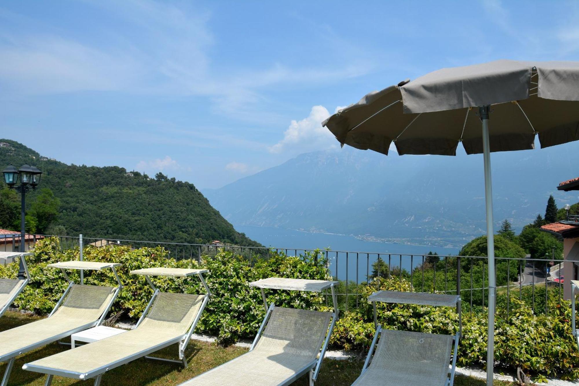 Stella D'Oro - Hotel&Apartments Tremosine Exterior foto